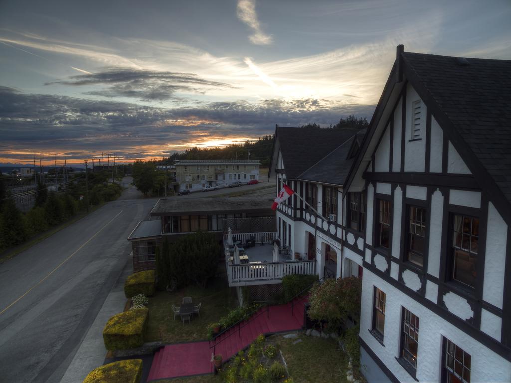 The Old Courthouse Inn Powell River Zewnętrze zdjęcie