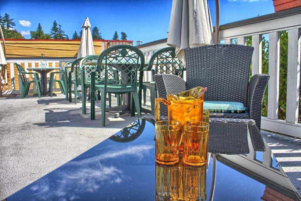 The Old Courthouse Inn Powell River Zewnętrze zdjęcie